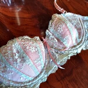 Elle Macpherson Lace Balcony Bra 34A